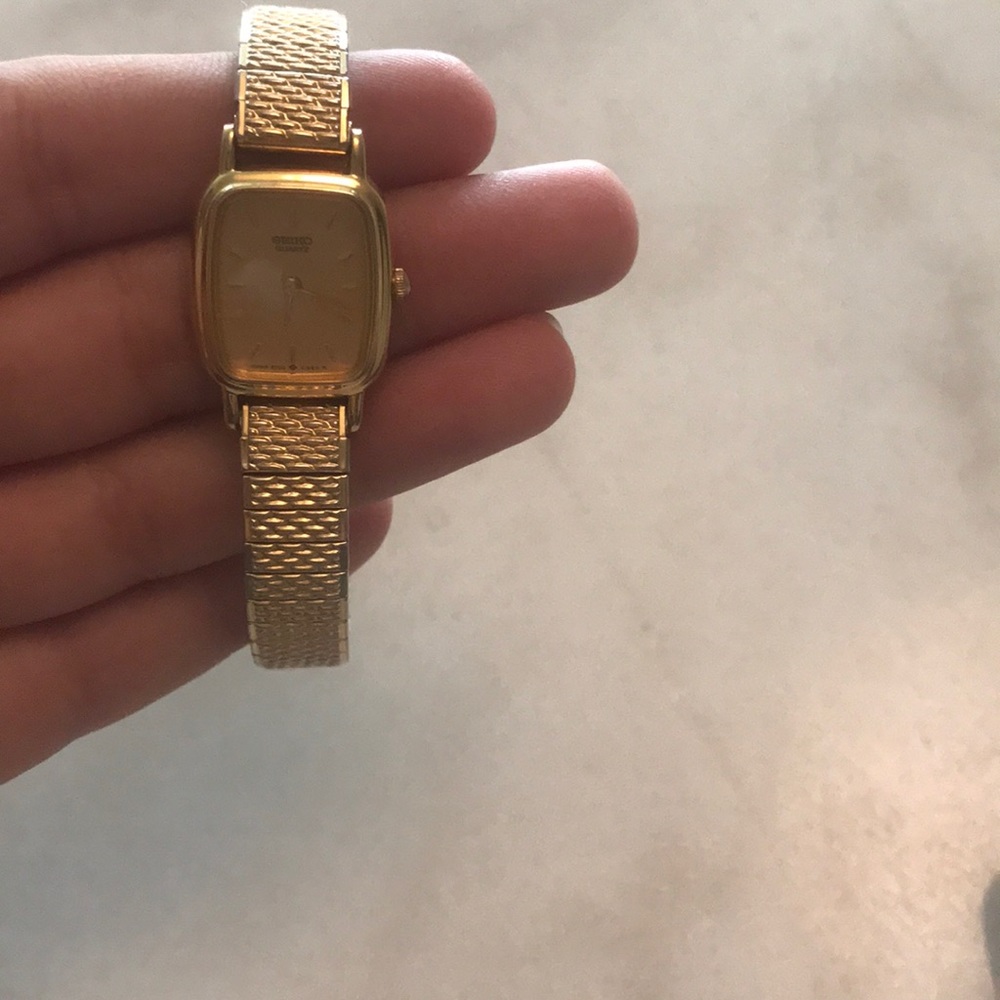 Seiko Women’s Watch - Picture 3 of 3